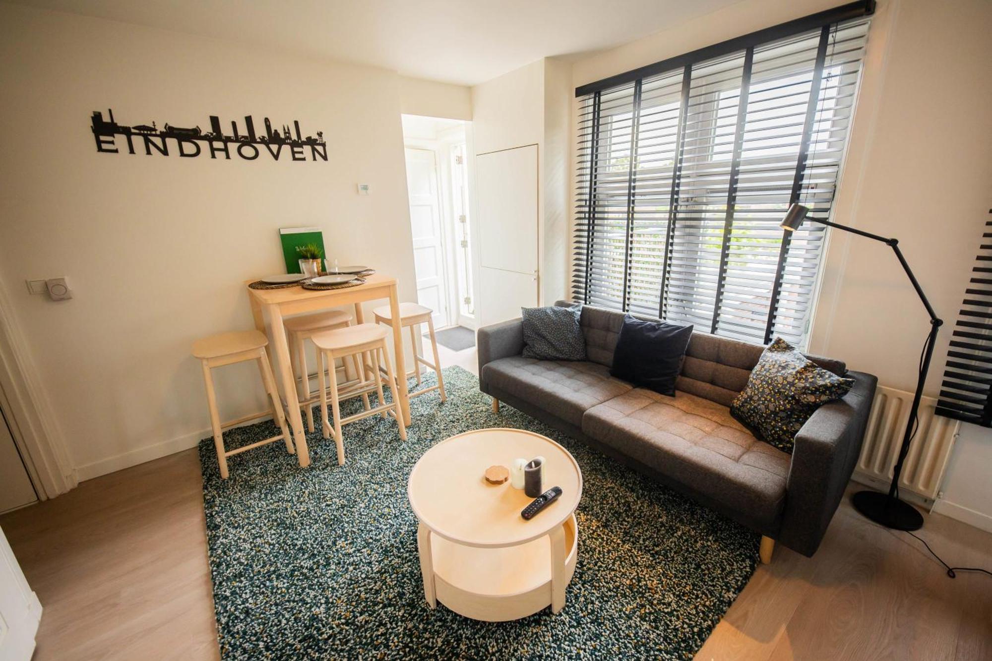 Amazing 50M2 Two-Bedroom Apartment - Ts307A Eindhoven Buitenkant foto